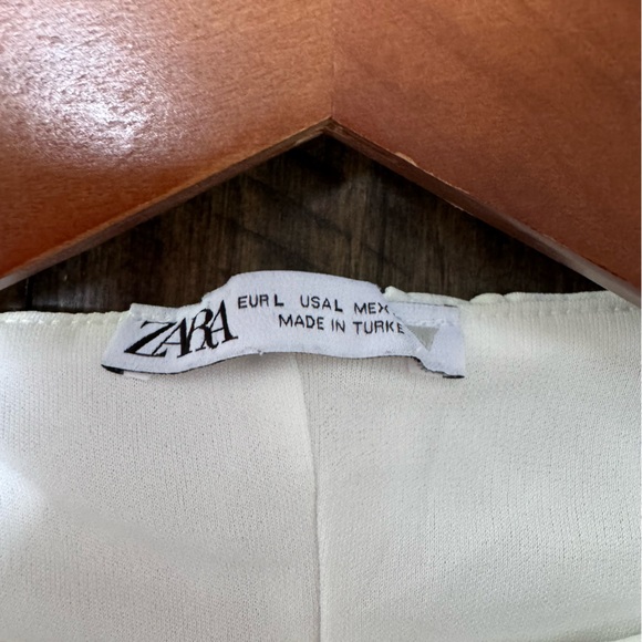 Zara | Balloon Hem Crop Trop - Picture 6 of 7